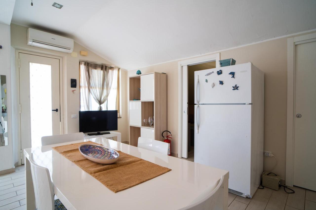 Casa Vacanza Giugio Джардини-Наксос Экстерьер фото